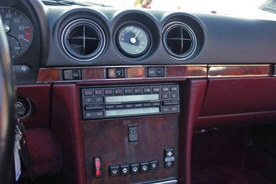 1986 Mercedes-Benz 560SL Roadster