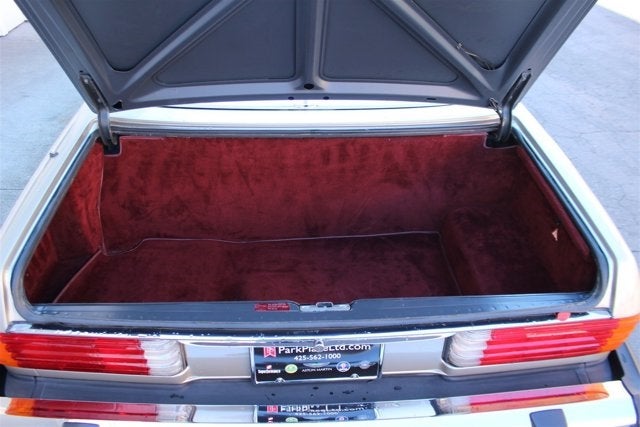 1986 Mercedes-Benz 560SL Roadster