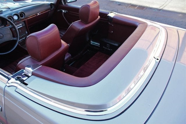 1986 Mercedes-Benz 560SL Roadster