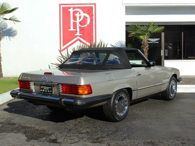 1986 Mercedes-Benz 560SL Roadster