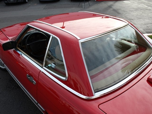 1987 Mercedes-Benz 560SL Roadster