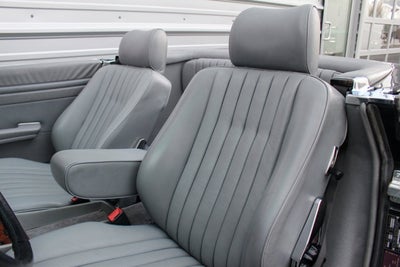 1988 Mercedes-Benz 560SL Roadster