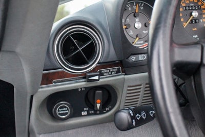 1988 Mercedes-Benz 560SL Roadster