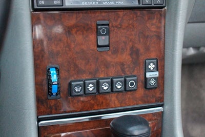 1988 Mercedes-Benz 560SL Roadster