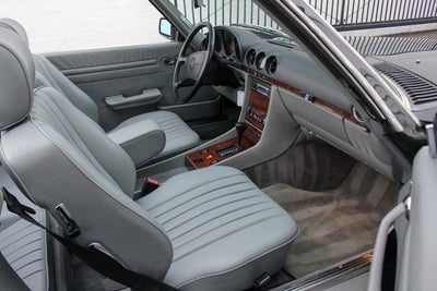 1988 Mercedes-Benz 560SL Roadster