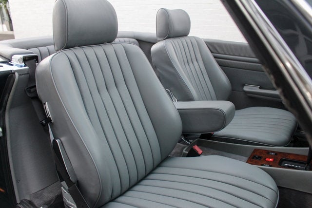 1988 Mercedes-Benz 560SL Roadster