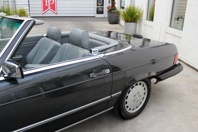 1988 Mercedes-Benz 560SL Roadster