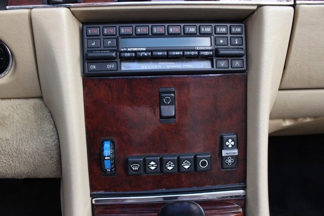 1986 Mercedes-Benz 560SL Roadster