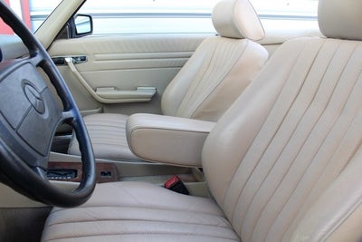 1986 Mercedes-Benz 560SL Roadster