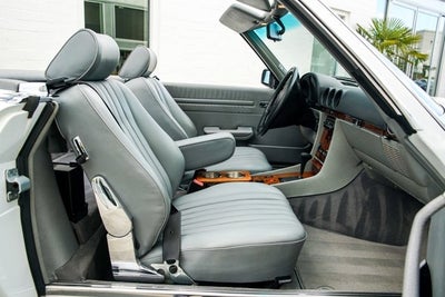 1988 Mercedes-Benz 560SL Convertible