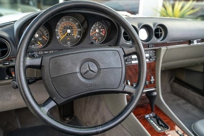 1989 Mercedes-Benz 560 Series 560SL
