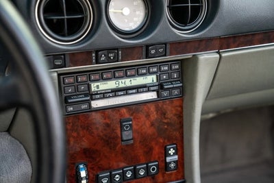 1989 Mercedes-Benz 560 Series 560SL