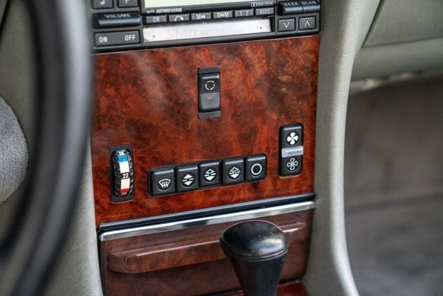 1989 Mercedes-Benz 560 Series 560SL