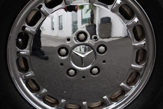 1988 Mercedes-Benz SL-Class 560SL