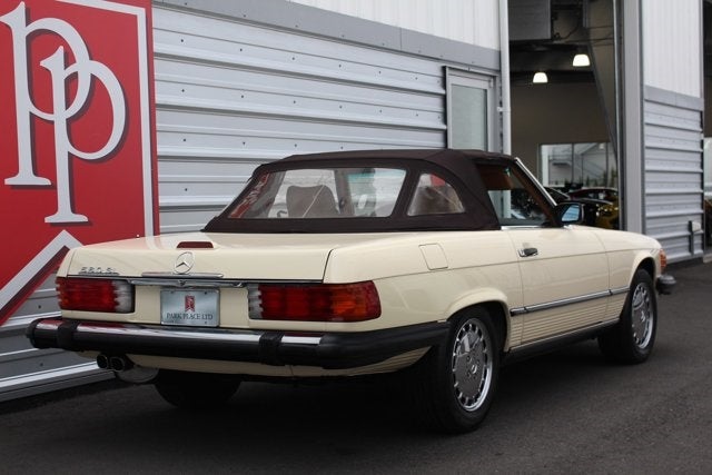 1988 Mercedes-Benz SL-Class 560SL