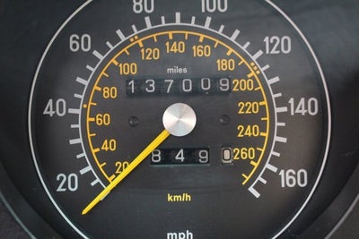 1988 Mercedes-Benz SL-Class 560SL