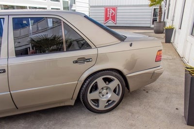 1992 Mercedes-Benz 500 Series 500E