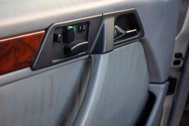 1992 Mercedes-Benz 500 Series 500E