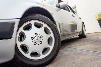 1992 Mercedes-Benz 500 Series 500E