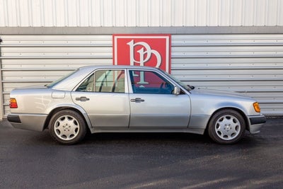 1992 Mercedes-Benz 500 Series 500E