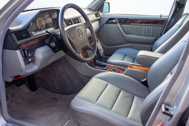 1992 Mercedes-Benz 500 Series 500E