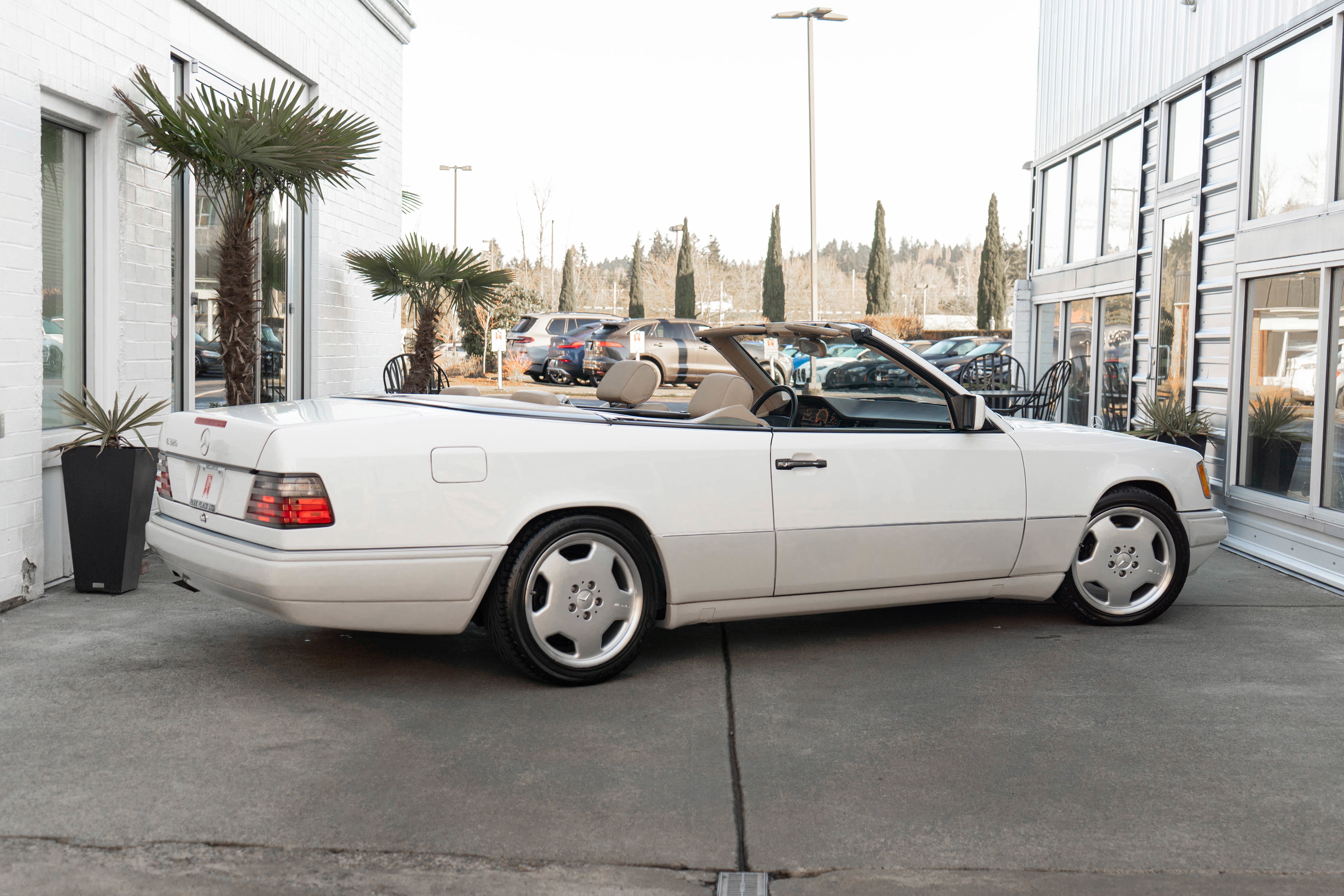 1995 Mercedes-Benz E Class 2dr Cabriolet 3.2L