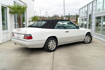 1995 Mercedes-Benz E Class E 320