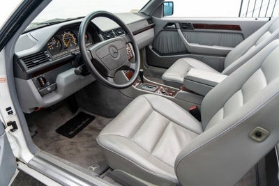 1995 Mercedes-Benz E Class E 320