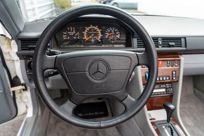 1995 Mercedes-Benz E Class E 320