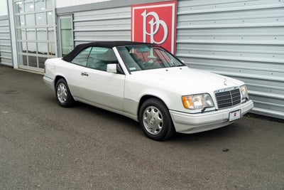 1995 Mercedes-Benz E Class E 320