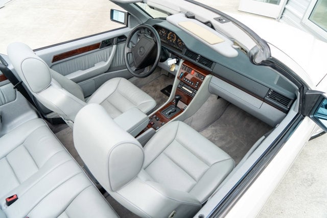 1995 Mercedes-Benz E Class E 320