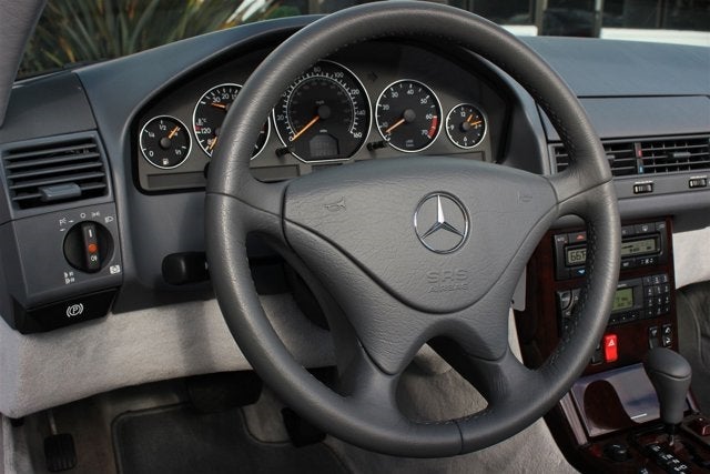 2000 Mercedes-Benz SL500 2dr Roadster 5.0L