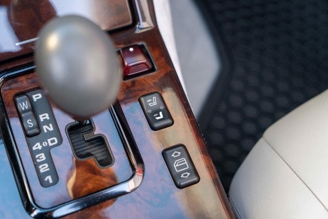 2000 Mercedes-Benz SL500 2dr Roadster 5.0L