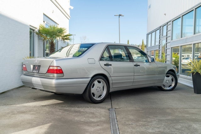 1998 Mercedes-Benz S-Class 4dr Sdn 6.0L