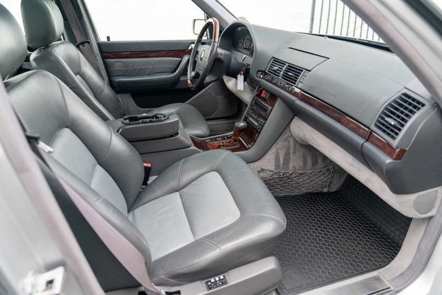 1998 Mercedes-Benz S-Class 4dr Sdn 6.0L