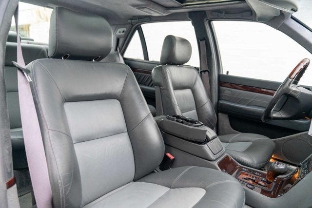 1998 Mercedes-Benz S-Class 4dr Sdn 6.0L