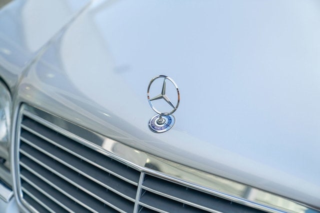 1998 Mercedes-Benz S-Class 4dr Sdn 6.0L