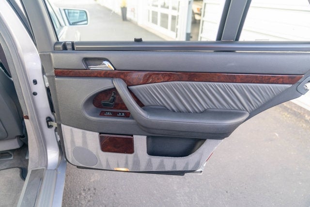 1998 Mercedes-Benz S-Class 4dr Sdn 6.0L