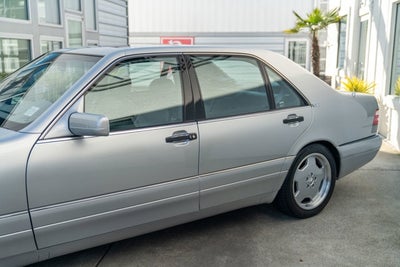 1998 Mercedes-Benz S-Class 4dr Sdn 6.0L