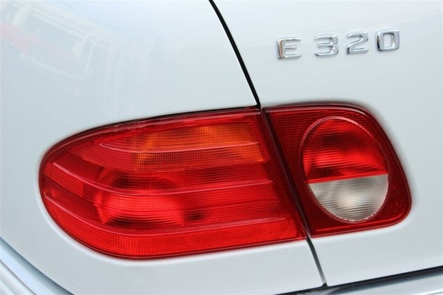 1999 Mercedes-Benz E320 Sedan