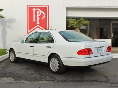1999 Mercedes-Benz E320 Sedan