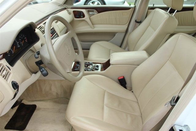 1999 Mercedes-Benz E320 Sedan