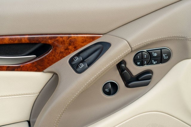 2009 Mercedes-Benz SL-Class V8