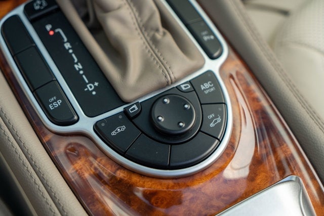 2009 Mercedes-Benz SL-Class V8