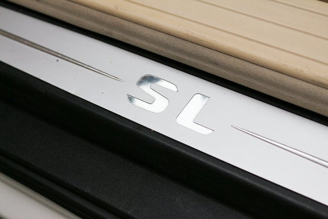 2004 Mercedes-Benz SL-Class 2dr Roadster 5.0L