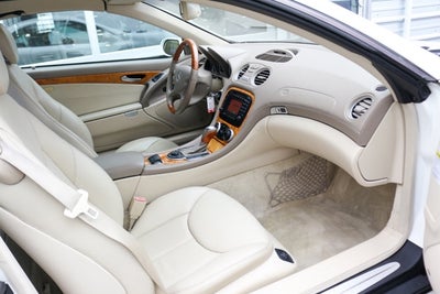 2004 Mercedes-Benz SL-Class 2dr Roadster 5.0L