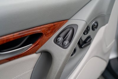 2004 Mercedes-Benz SL-Class 2dr Roadster 5.0L