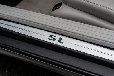 2004 Mercedes-Benz SL-Class 2dr Roadster 5.0L