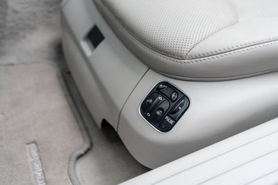 2004 Mercedes-Benz SL-Class 2dr Roadster 5.0L