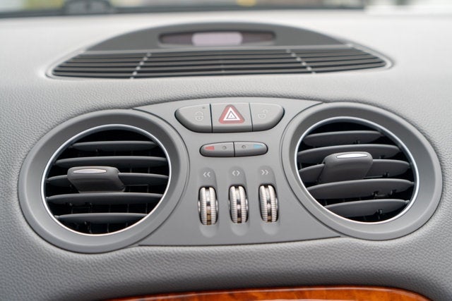 2004 Mercedes-Benz SL-Class 2dr Roadster 5.0L